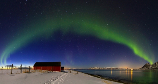 June Groenseth, Norway - Comet Pan Starrs and Aurora,  Juror's Choice